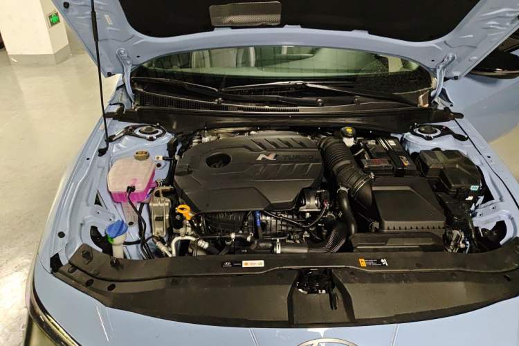 Used Hyundai Elantra N 2025 2.0T N Engine Bay Right