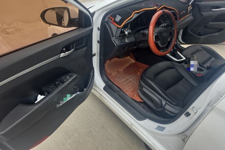Used Hyundai Elantra PHEV 2019 1.6L PHS Comfort Edition Driver Seat