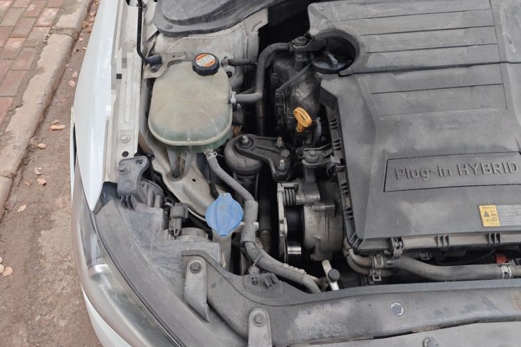Used Hyundai Elantra PHEV 2019 1.6L PHX Le Xing Edition Engine Bay Right
