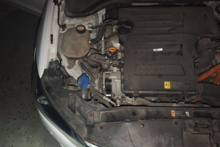Used Hyundai Elantra PHEV 2019 1.6L PHX Le Xing Edition Engine Bay Right