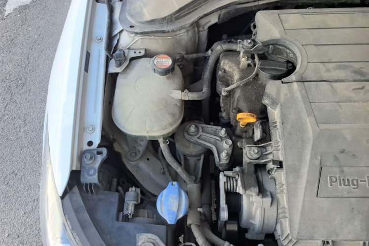 Used Hyundai Elantra PHEV 2019 1.6L PHX Le Xing Edition Engine Bay Right