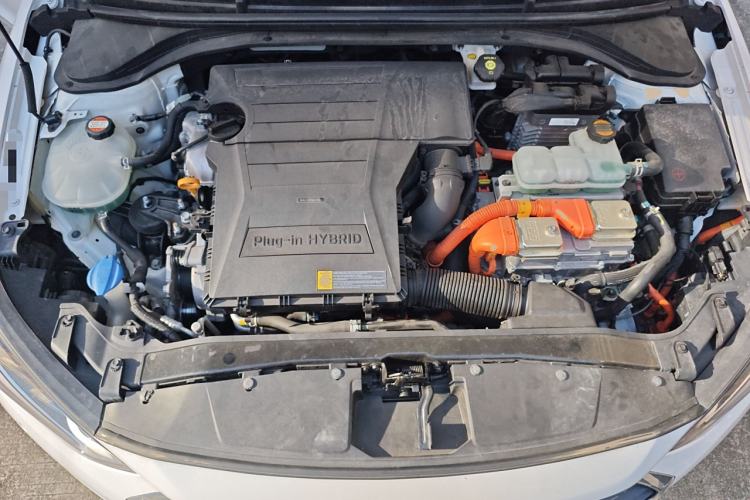 Used Hyundai Elantra PHEV 2019 1.6L PHX Le Xing Edition Engine Bay