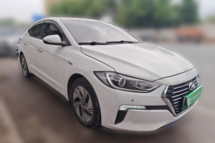 Used Hyundai Elantra PHEV 2019 1.6L PHX Le Xing Edition Front Right 45 Deg
