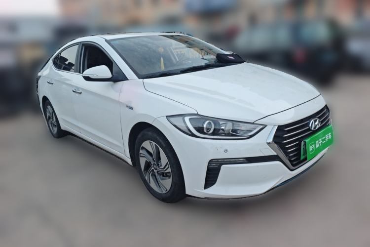 Used Hyundai Elantra PHEV 2019 1.6L PHX Le Xing Edition Front Right 45 Deg