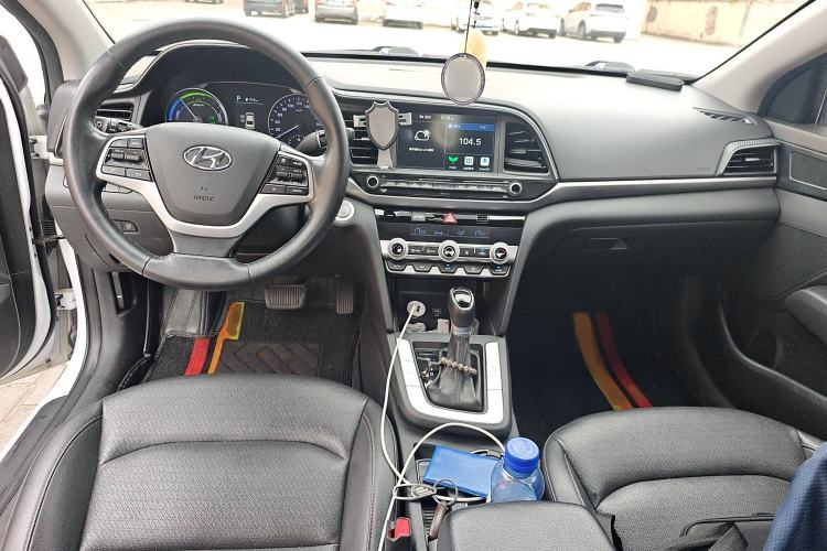 Used Hyundai Elantra PHEV 2019 1.6L PHX Le Xing Edition Interior 2