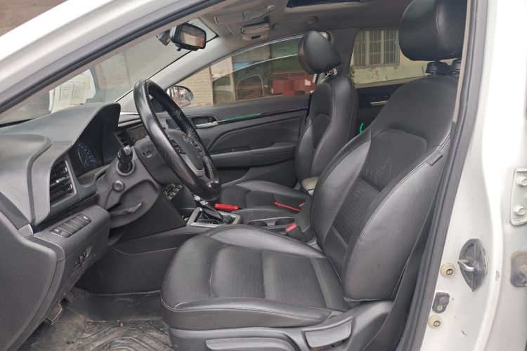 Used Hyundai Elantra PHEV 2019 1.6L PHX Le Xing Edition Left Front Seat