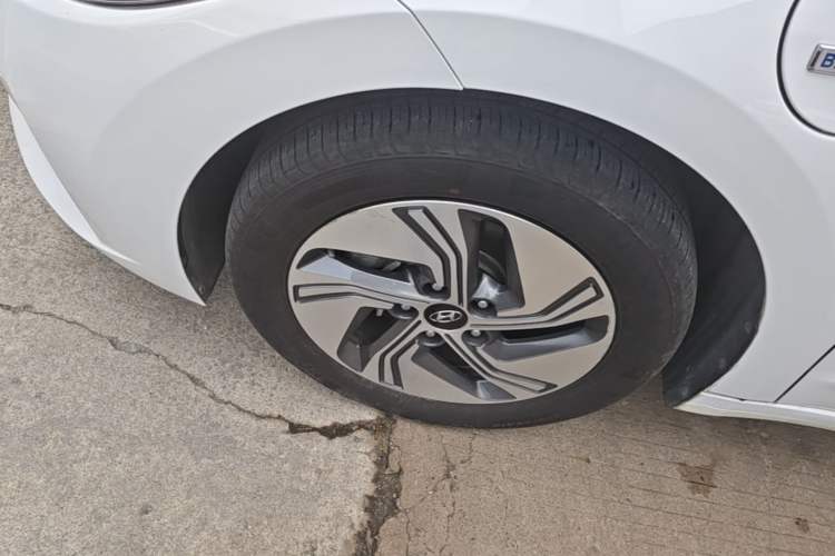 Used Hyundai Elantra PHEV 2019 1.6L PHX Le Xing Edition Left Front Wheel Hub