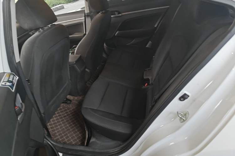 Used Hyundai Elantra PHEV 2019 1.6L PHS Comfort Edition Left Rear Seat
