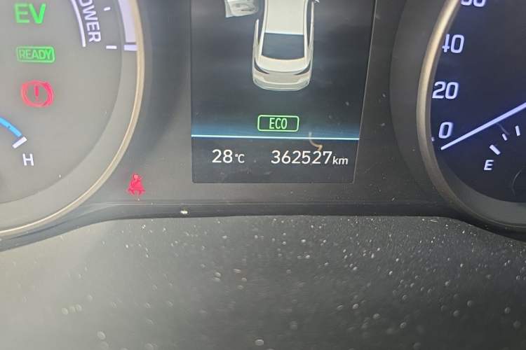Used Hyundai Elantra PHEV 2019 1.6L PHS Comfort Edition Odometer Close Up
