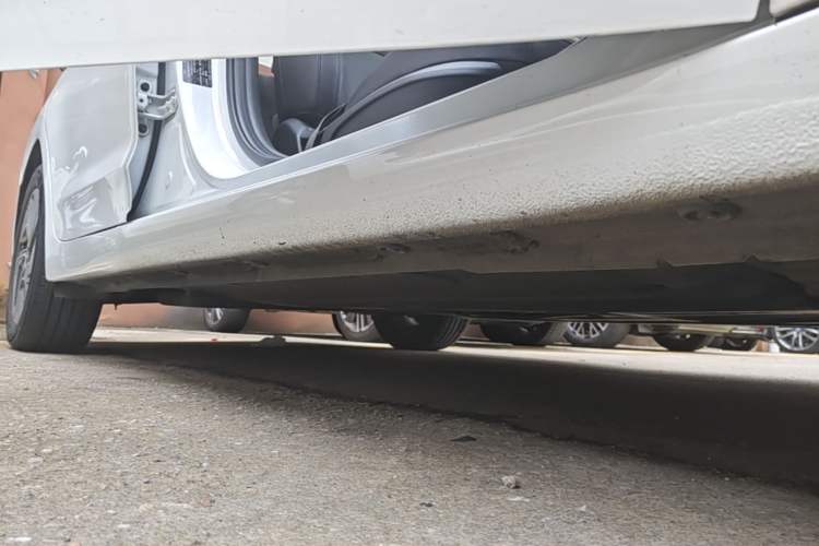 Used Hyundai Elantra PHEV 2019 1.6L PHX Le Xing Edition Right Side Sill