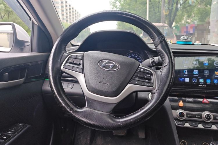 Used Hyundai Elantra PHEV 2019 1.6L PHX Le Xing Edition Steering Wheel