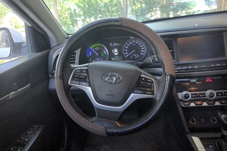 Used Hyundai Elantra PHEV 2019 1.6L PHX Le Xing Edition Steering Wheel