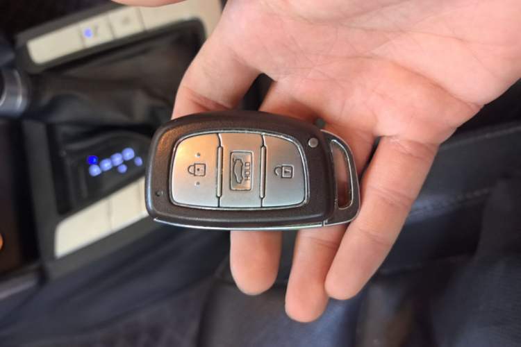 Used Hyundai Elantra PHEV 2019 1.6L PHX Le Xing Edition Vehicle Key