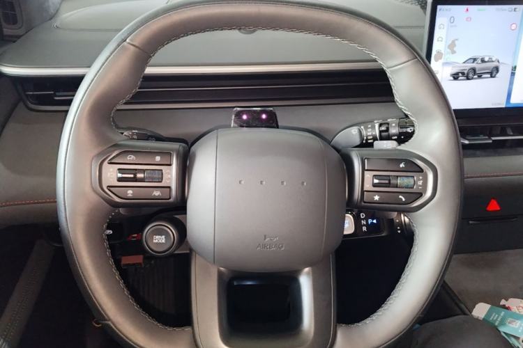 Used Hyundai ELEXIO 2025 Model Two-Wheel-Drive TECH Edition 64.2kWh Steering Wheel