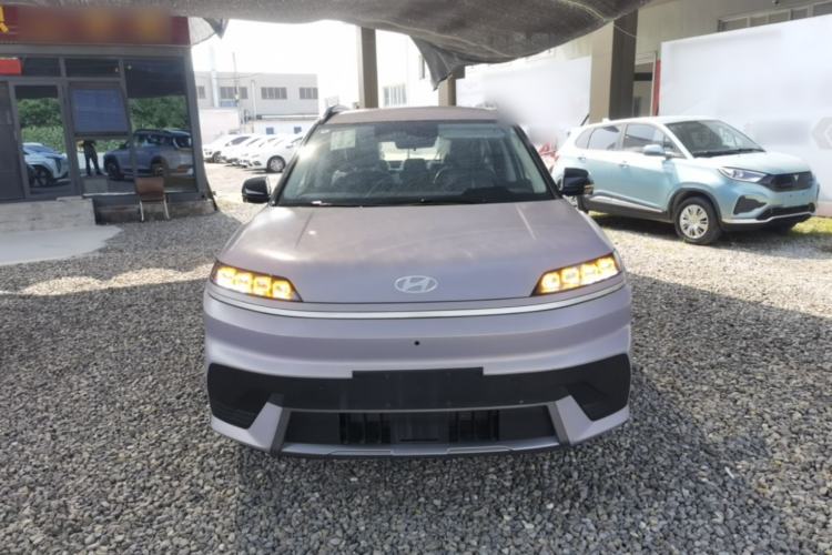 Used Hyundai ELEXIO 2025 Model Two-Wheel-Drive SMART Edition 64.2kWh Front