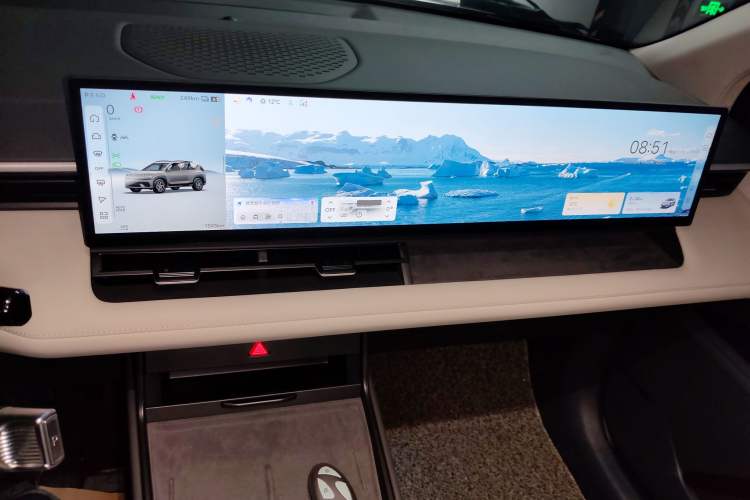 Used Hyundai ELEXIO 2025 Model Two-Wheel-Drive SMART Edition 64.2kWh Instrument Cluster