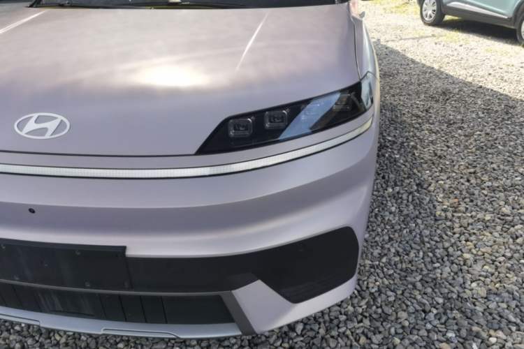 Used Hyundai ELEXIO 2025 Model Two-Wheel-Drive SMART Edition 64.2kWh Left Front Headlight