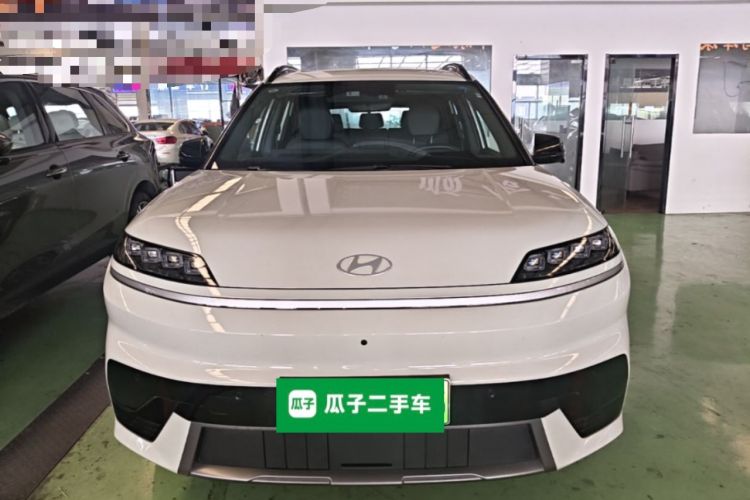 Used Hyundai ELEXIO 2025 Model Two-Wheel-Drive TECH Edition 64.2kWh Front