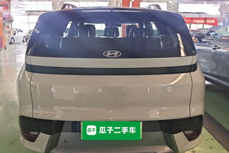 Used Hyundai ELEXIO 2025 Model Two-Wheel-Drive TECH Edition 64.2kWh Rear