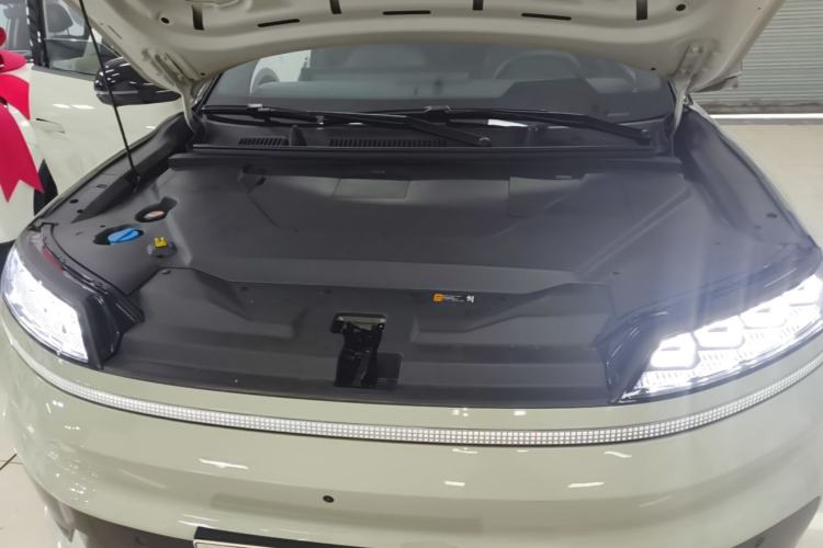 Used Hyundai ELEXIO 2025 Model Two-Wheel-Drive TECH Edition 64.2kWh Engine Bay