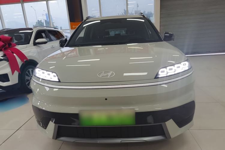 Used Hyundai ELEXIO 2025 Model Two-Wheel-Drive TECH Edition 64.2kWh Front