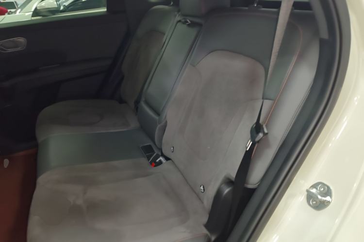 Used Hyundai ELEXIO 2025 Model Two-Wheel-Drive TECH Edition 64.2kWh Left Rear Seat