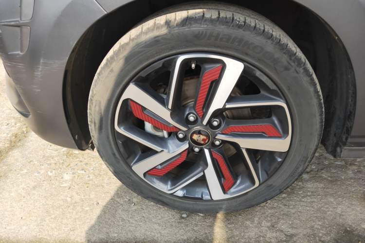 Used Hyundai ENCINO 2019 1.6T Iron Man Edition Left Front Wheel Hub
