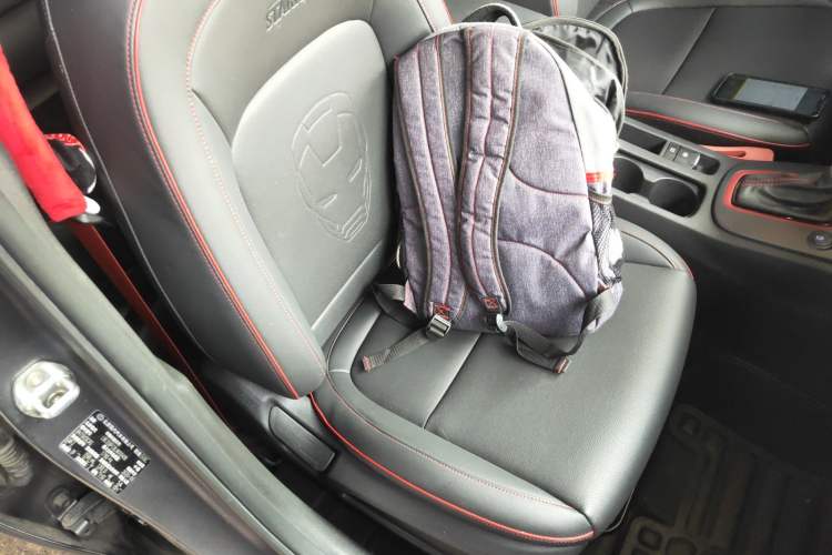 Used Hyundai ENCINO 2019 1.6T Iron Man Edition Right Front Seat