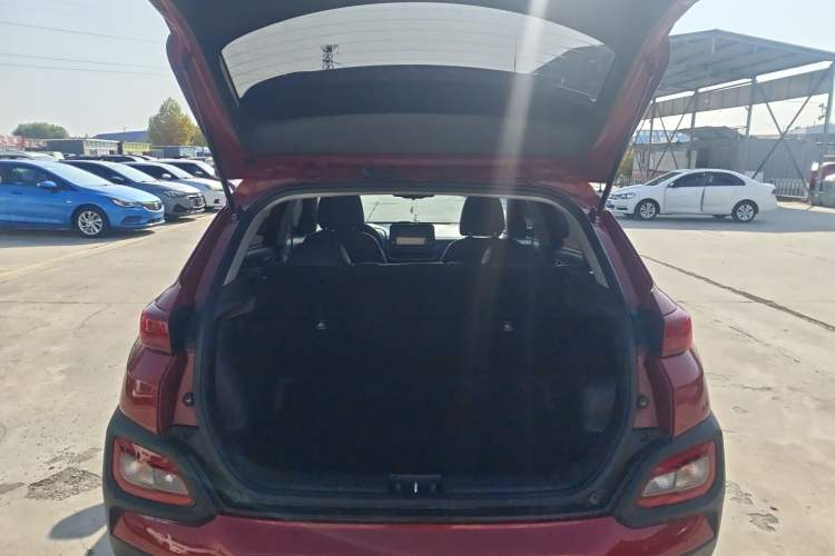 Used Hyundai ENCINO 2018 1.6T Dual-Clutch Zhilian Edition China V Standard Trunk