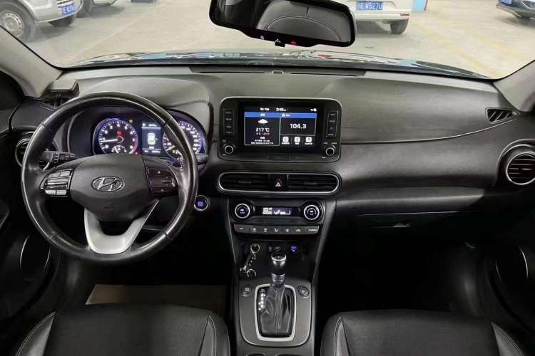 Used Hyundai ENCINO 2018 1.6T Dual-Clutch Zhilian Edition China V Standard Interior 1