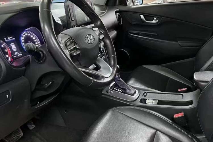 Used Hyundai ENCINO 2018 1.6T Dual-Clutch Zhilian Edition China V Standard Interior 2