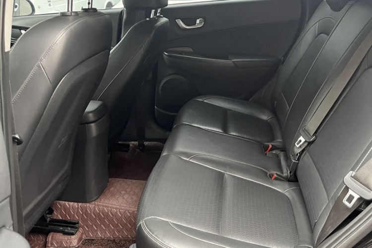 Used Hyundai ENCINO 2018 1.6T Dual-Clutch Zhilian Edition China V Standard Interior 3