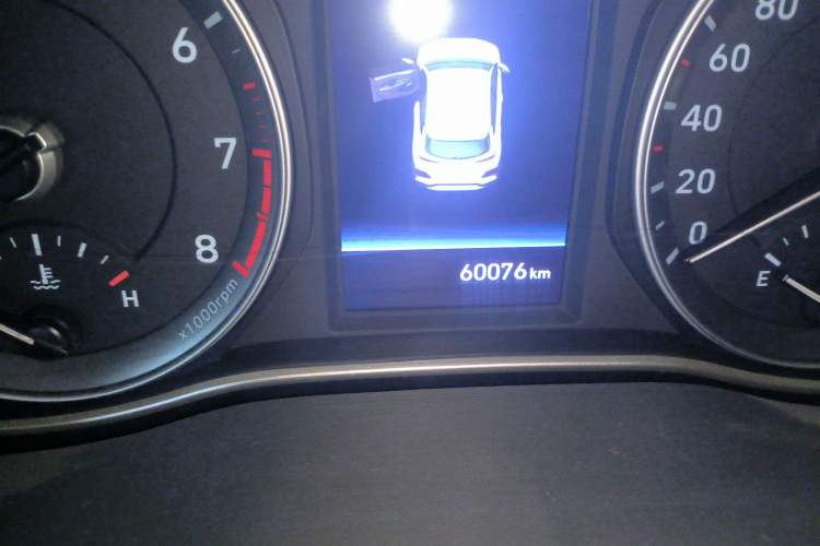Used Hyundai ENCINO 2018 1.6T Dual-Clutch Zhilian Edition China V Standard Odometer Close Up