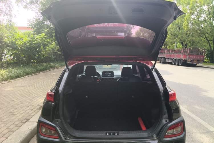 Used Hyundai ENCINO 2018 1.6T Dual-Clutch ZhiPao Edition China V Standard Trunk