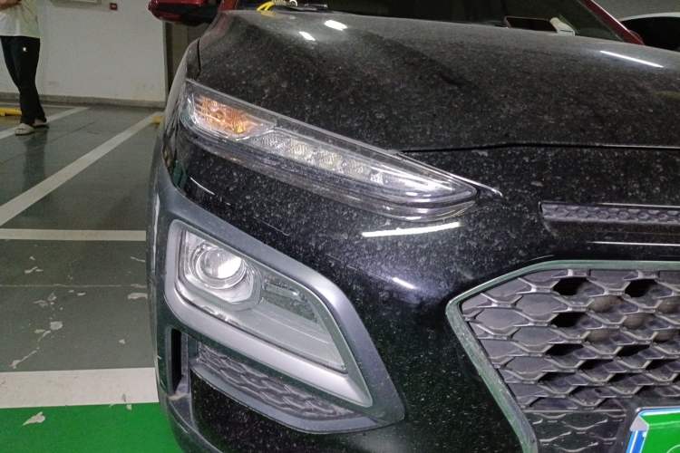 Used Hyundai ENCINO 2018 1.6T Dual-Clutch ZhiPao Edition China V Standard Right Front Headlight