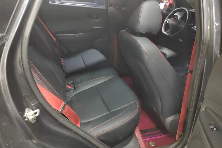 Used Hyundai ENCINO 2018 1.6T Dual-Clutch ZhiPao Edition China V Standard Interior 4
