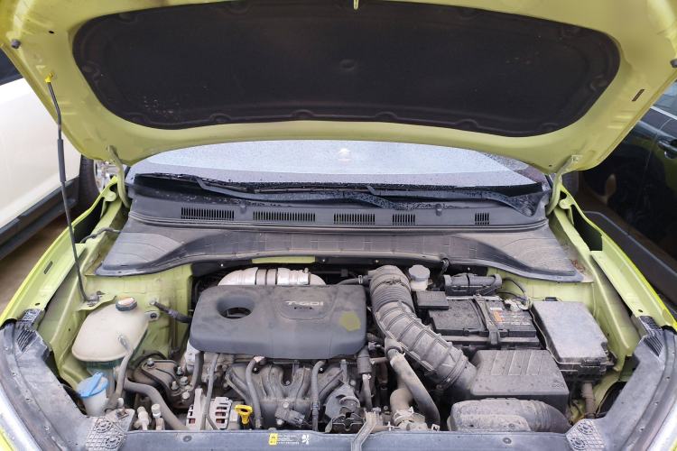Used Hyundai ENCINO 2018 1.6T Dual-Clutch ZhiPao Edition China V Standard Engine Bay
