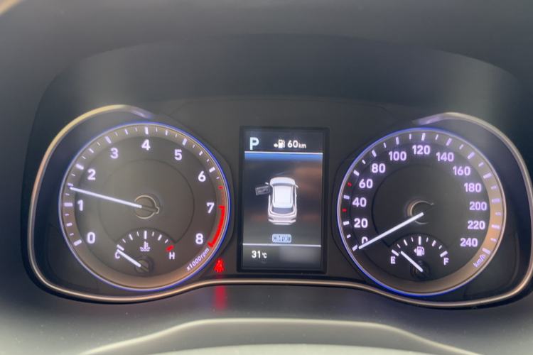 Used Hyundai ENCINO 2018 1.6T Dual-Clutch Zhilian Edition China V Standard Instrument Cluster