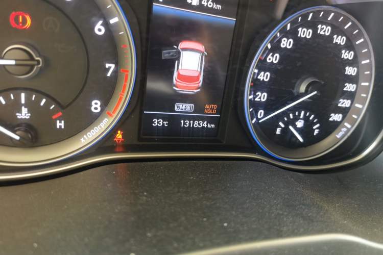 Used Hyundai ENCINO 2018 1.6T Dual-Clutch Zhilian Edition China V Standard Odometer Close Up