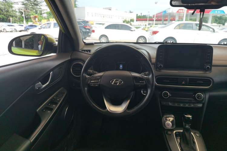 Used Hyundai ENCINO 2018 1.6T Dual-Clutch Zhilian Edition China V Standard Steering Wheel