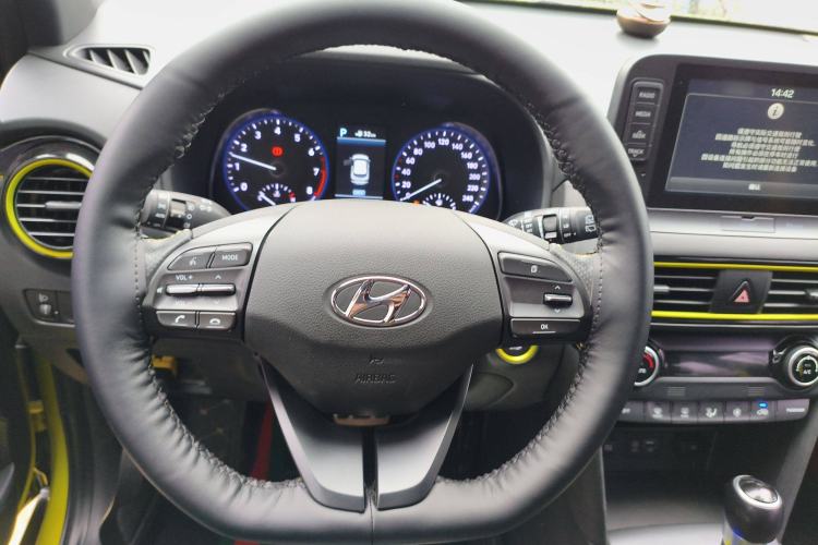 Used Hyundai ENCINO 2018 1.6T Dual-Clutch ZhiPao Edition China V Standard Steering Wheel