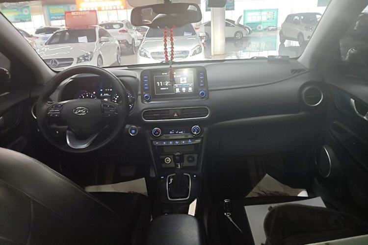 Used Hyundai ENCINO 2018 1.6T Dual-Clutch Zhilian Edition China V Standard Center Console