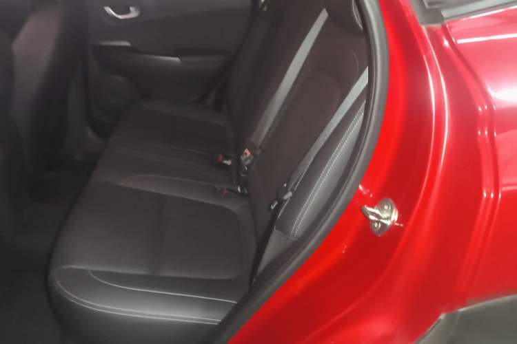 Used Hyundai ENCINO 2018 1.6T Dual-Clutch Zhilian Edition China V Standard Left Rear Seat