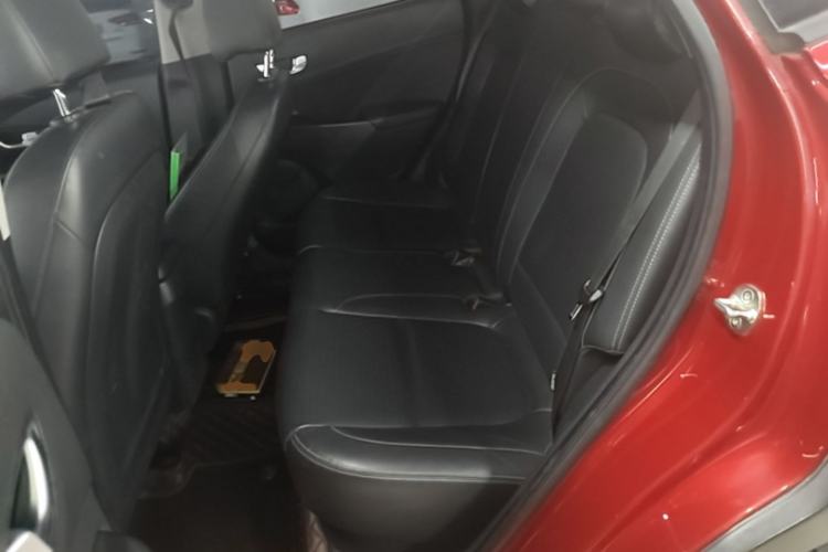 Used Hyundai ENCINO 2018 1.6T Dual-Clutch Zhilian Edition China V Standard Left Rear Seat