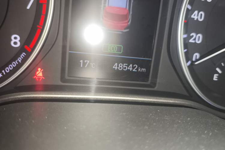 Used Hyundai ENCINO 2018 1.6T Dual-Clutch Zhilian Edition China V Standard Odometer Close Up
