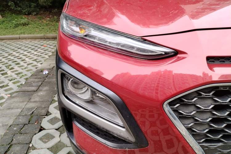 Used Hyundai ENCINO 2018 1.6T Dual-Clutch ZhiPao Edition China V Standard Right Front Headlight