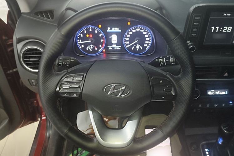 Used Hyundai ENCINO 2018 1.6T Dual-Clutch Zhilian Edition China V Standard Steering Wheel