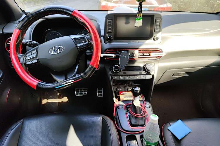 Used Hyundai ENCINO 2018 1.6T Dual-Clutch ZhiPao Edition China V Standard Center Console
