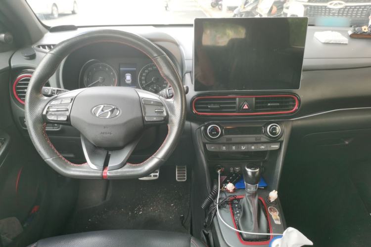 Used Hyundai ENCINO 2018 1.6T Dual-Clutch ZhiPao Edition China V Standard Center Console