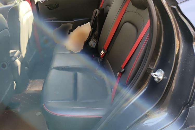 Used Hyundai ENCINO 2018 1.6T Dual-Clutch ZhiPao Edition China V Standard Left Rear Seat